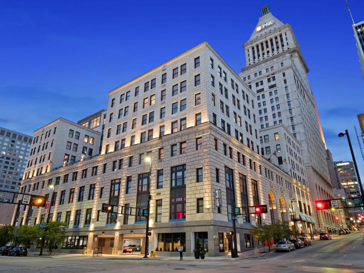 Apartment One Bed With Unmatched Amenities Steps From Paul Brown Stadium 345 *